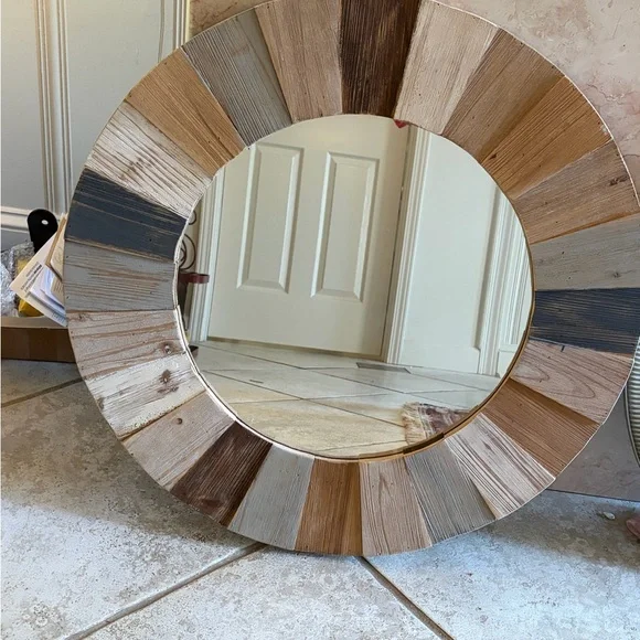 27” Round Wood multicolor Rustic Coastal Mirror